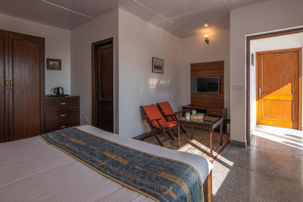 Stayvista At Albert Estate Mussoorie Bagian luar foto